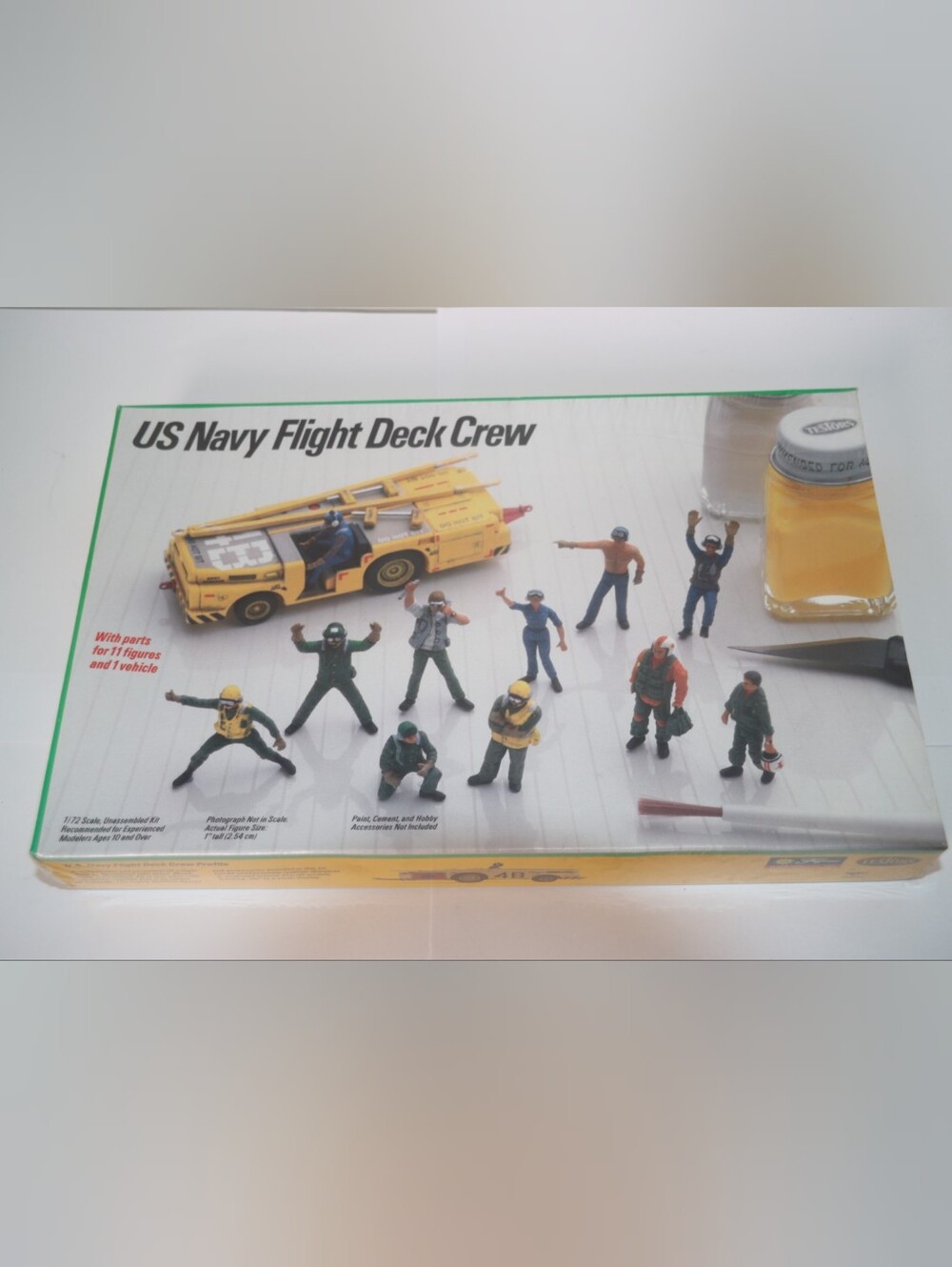 Testors-US Navy Flight Deck Crew 1/72 Scale 1989 (New/Factory Sealed)